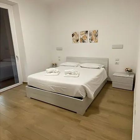 Smart Forli' Апартаменты *